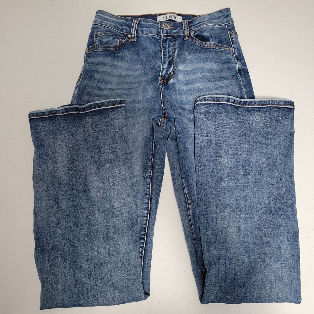 Telepatia Size 7/28 Blue Jeans